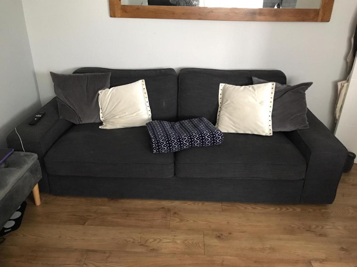 2 X Double Rooms In Cheam Kültér fotó